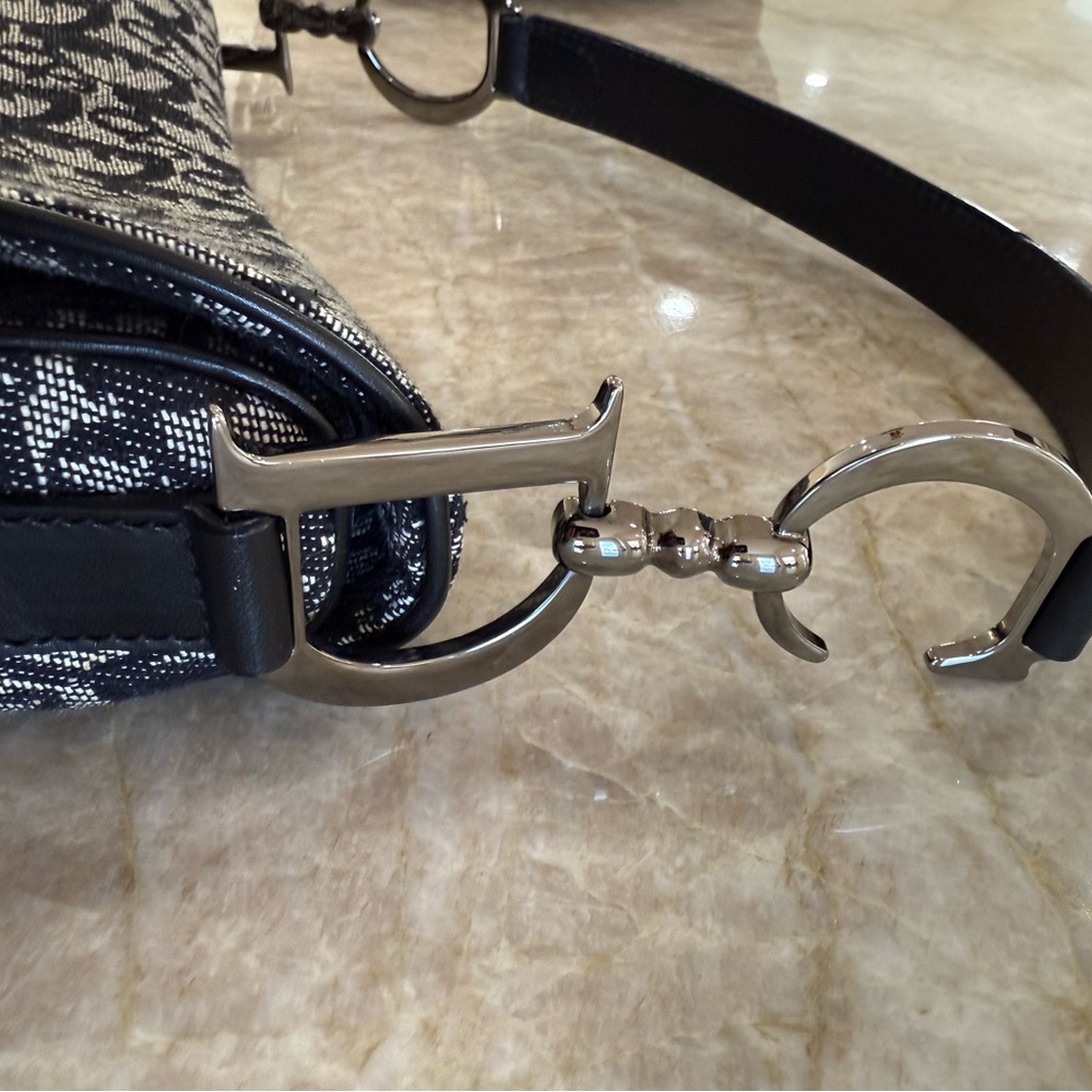 Christian Dior Oblique Vintage Saddle Bag - Picture 4 of 11